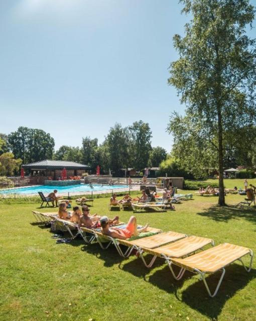 Le Louis Vakantiehuis Lanaken Εξωτερικό φωτογραφία
